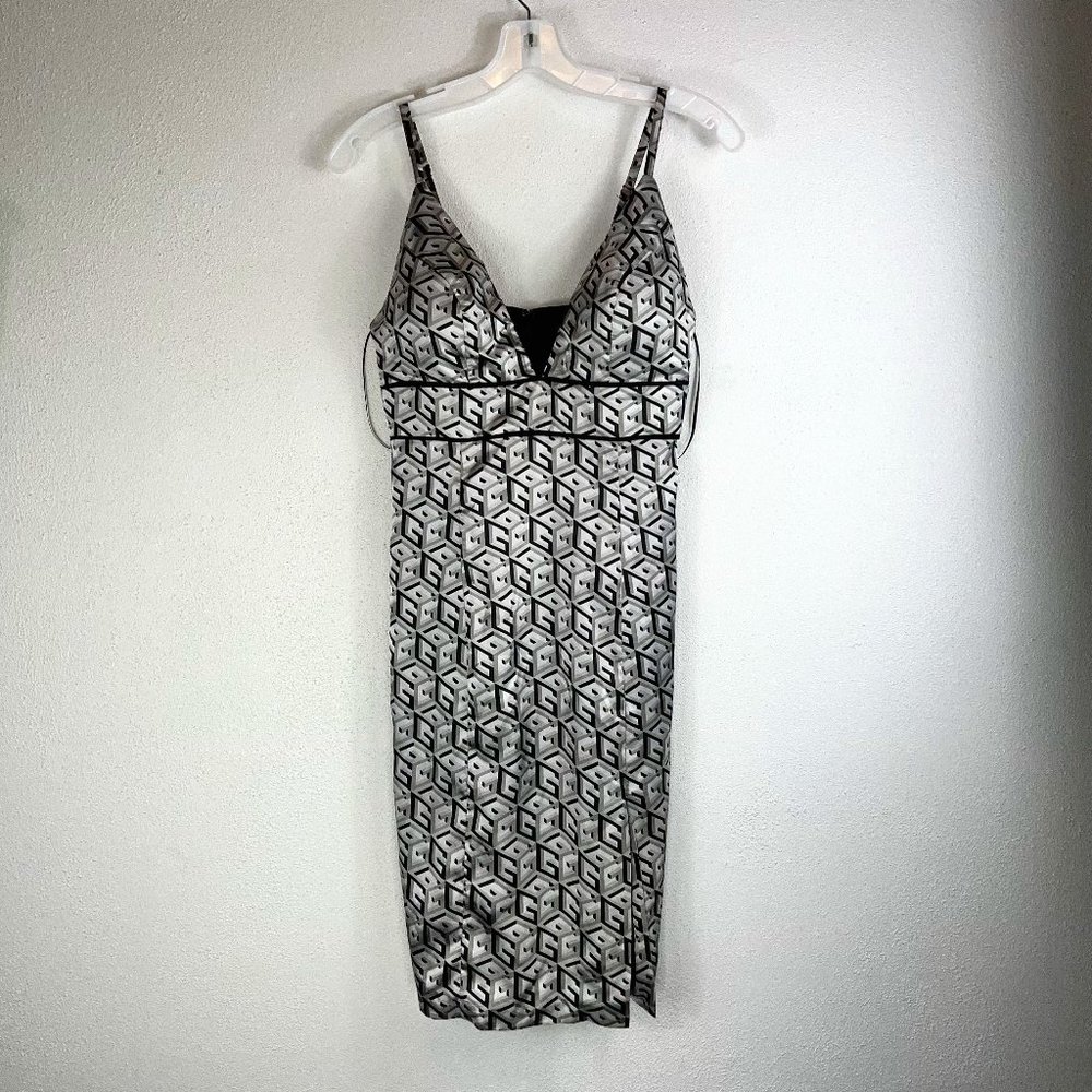 GUESS LOS ANGELES COCKTAIL DRESS SIZE 4 SILVER /BLACK GEOMETRIC "G" CUBES DESIGN